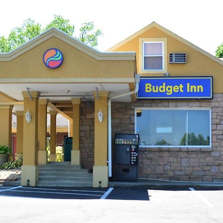 Budget Inn Фолс Чърч Екстериор снимка